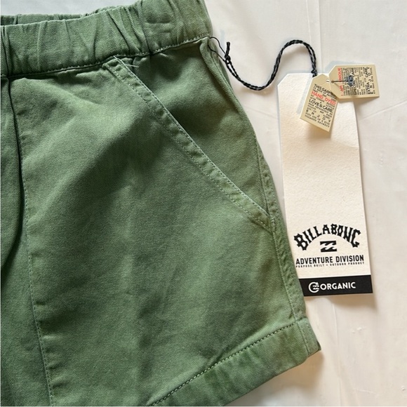 Billabong Small Shorts A/Div Safari Cloud Forest Green 100% cotton pockets NWT - Picture 8 of 10